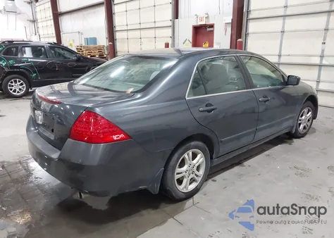 2007 Honda Accord 2.4 Se z USA, uszkodzony, nr VIN 1HGCM55357A176968
